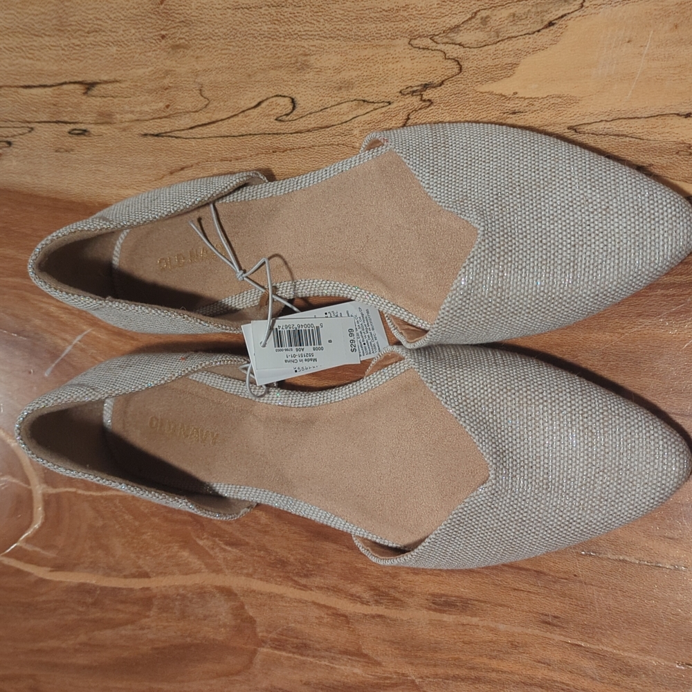 Women's flats